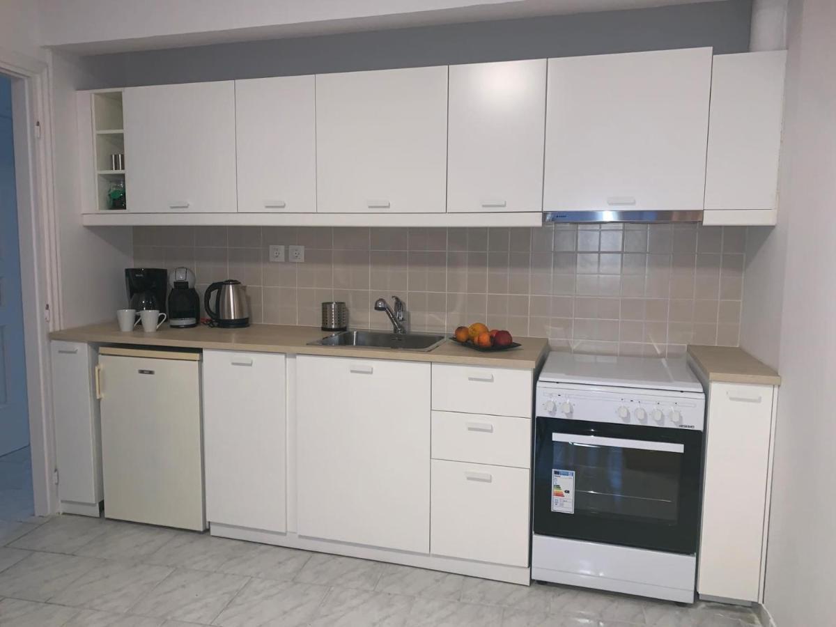 Treasure cosy flat Apartment Atena Exterior foto